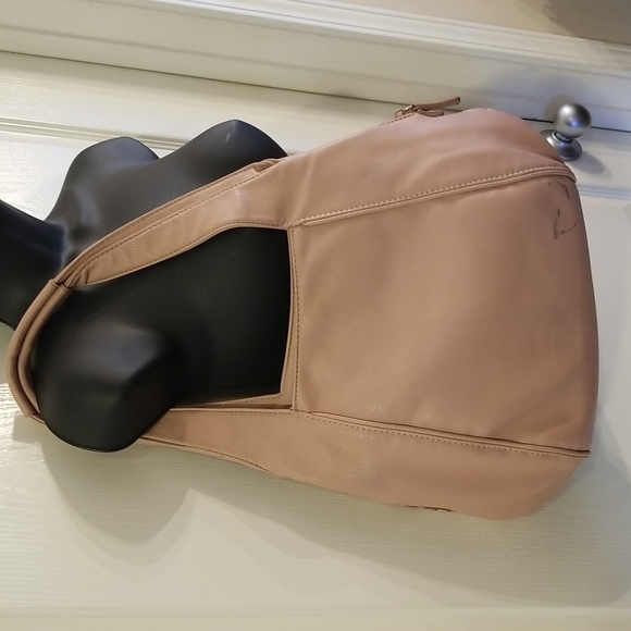 Vintage Nine West | Soft pink hobo bag - Picture 2 of 8